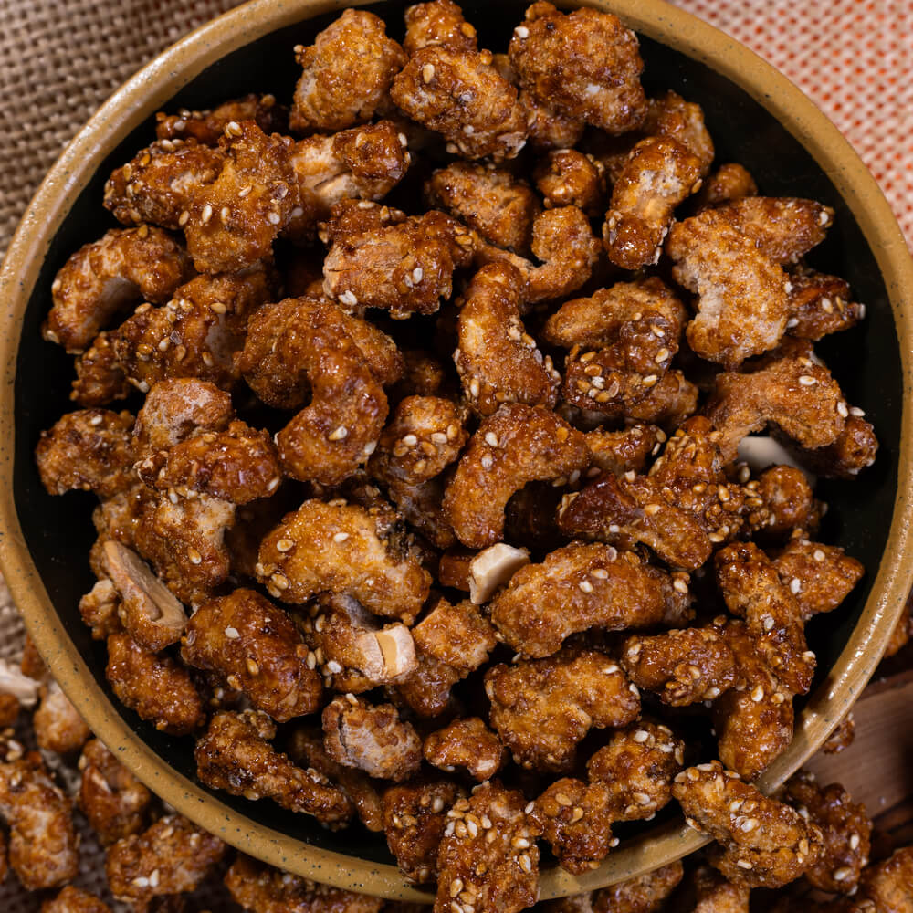 Castanha de Caju Caramelizada com Gergelim Terrana
